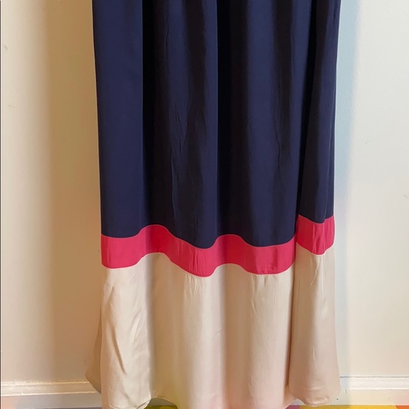 Doe & Rae Dress - Picture 4 of 6